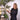 Mel mit Sacraments of Joy Geschenkbox vor Spiegel - shopstartups
